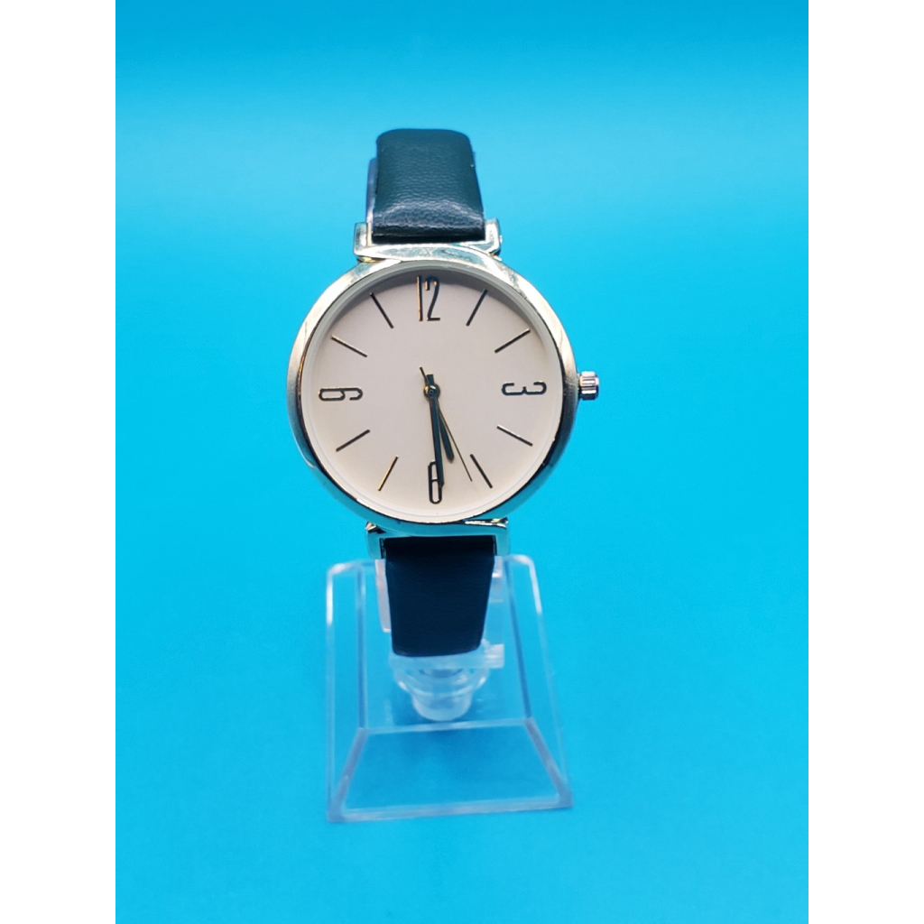 Ladies Quartz Watch